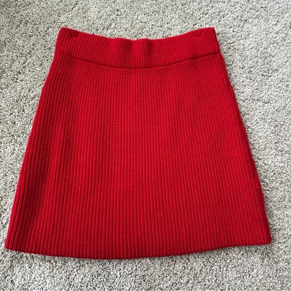 Zara Sweater Skirt Set - Picture 5 of 6